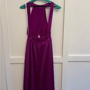 Chic Backless Magenta Dress